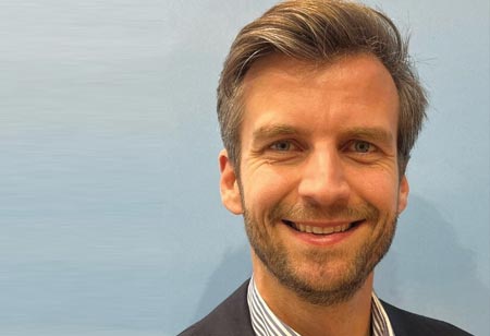 Improving Passenger Satisfaction Through Digital Airport Experience